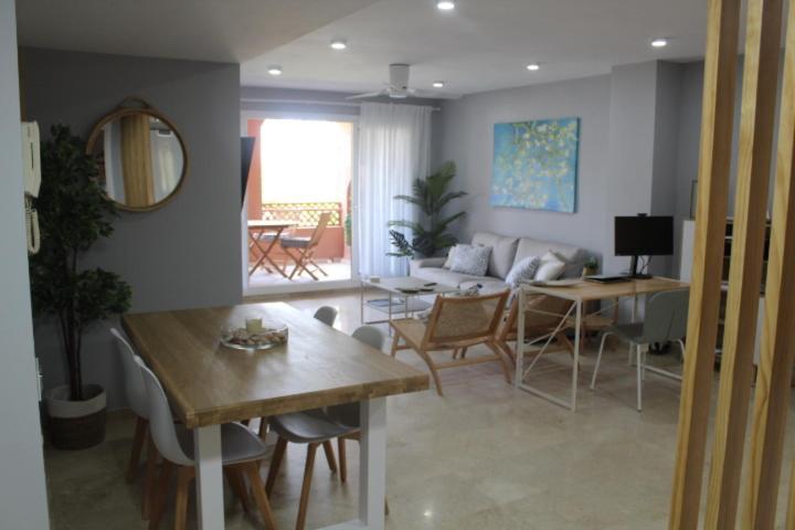 Sotogrande Paseo Del Mar - 10 Steps Away From The Beach San Roque  Ngoại thất bức ảnh
