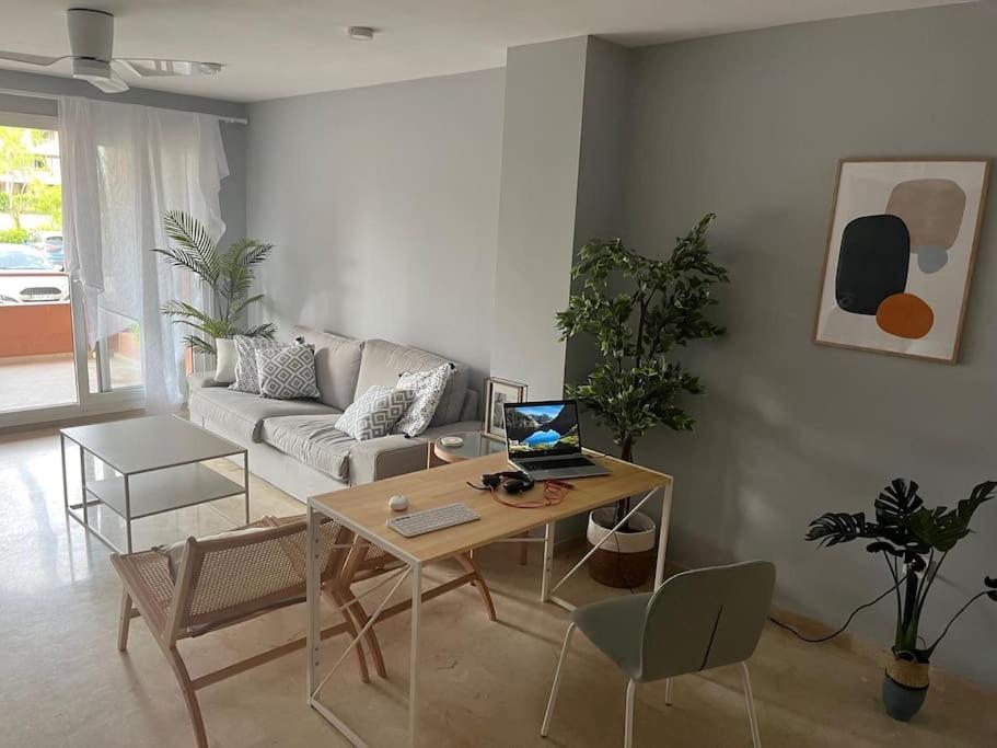 Sotogrande Paseo Del Mar - 10 Steps Away From The Beach San Roque  Ngoại thất bức ảnh